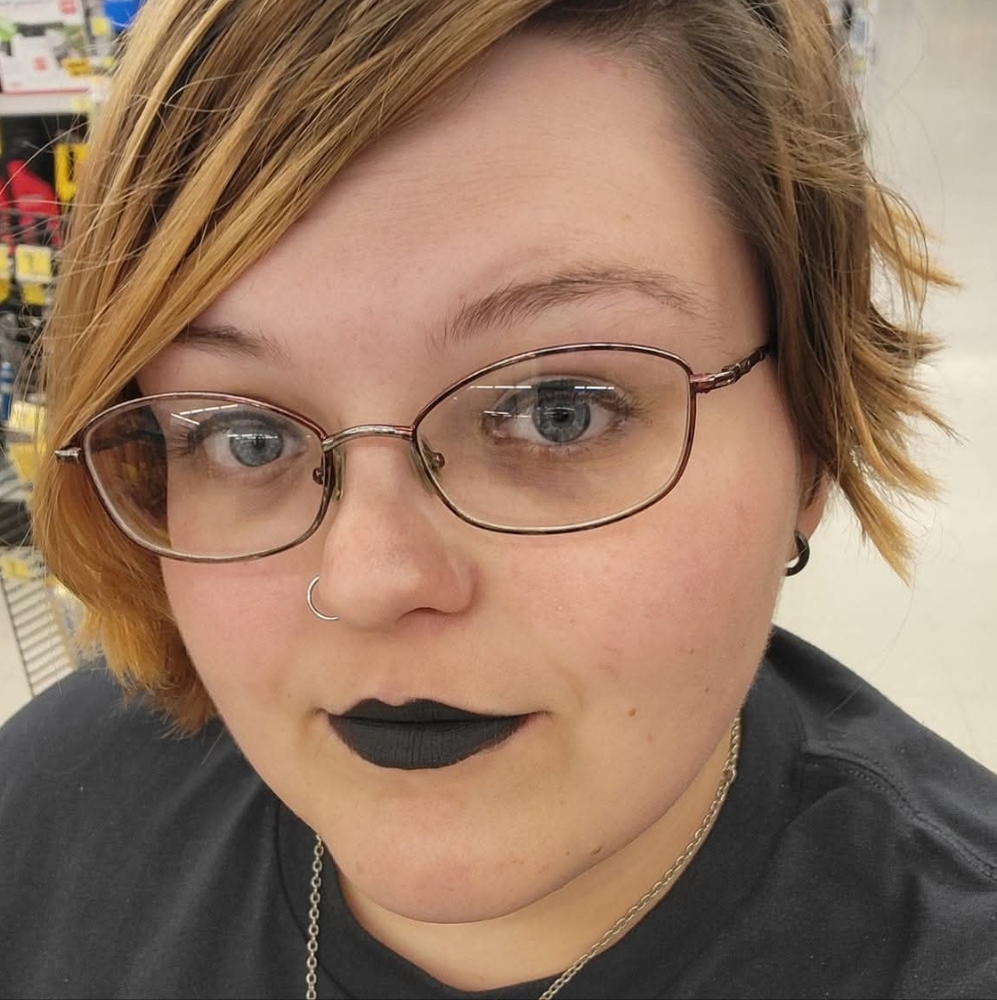 Meet your Posher, Delores